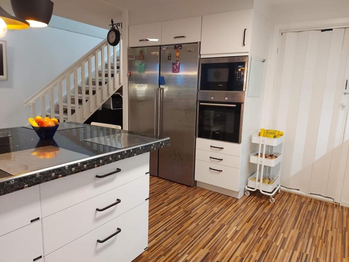 10 Beds For Workers Villa *