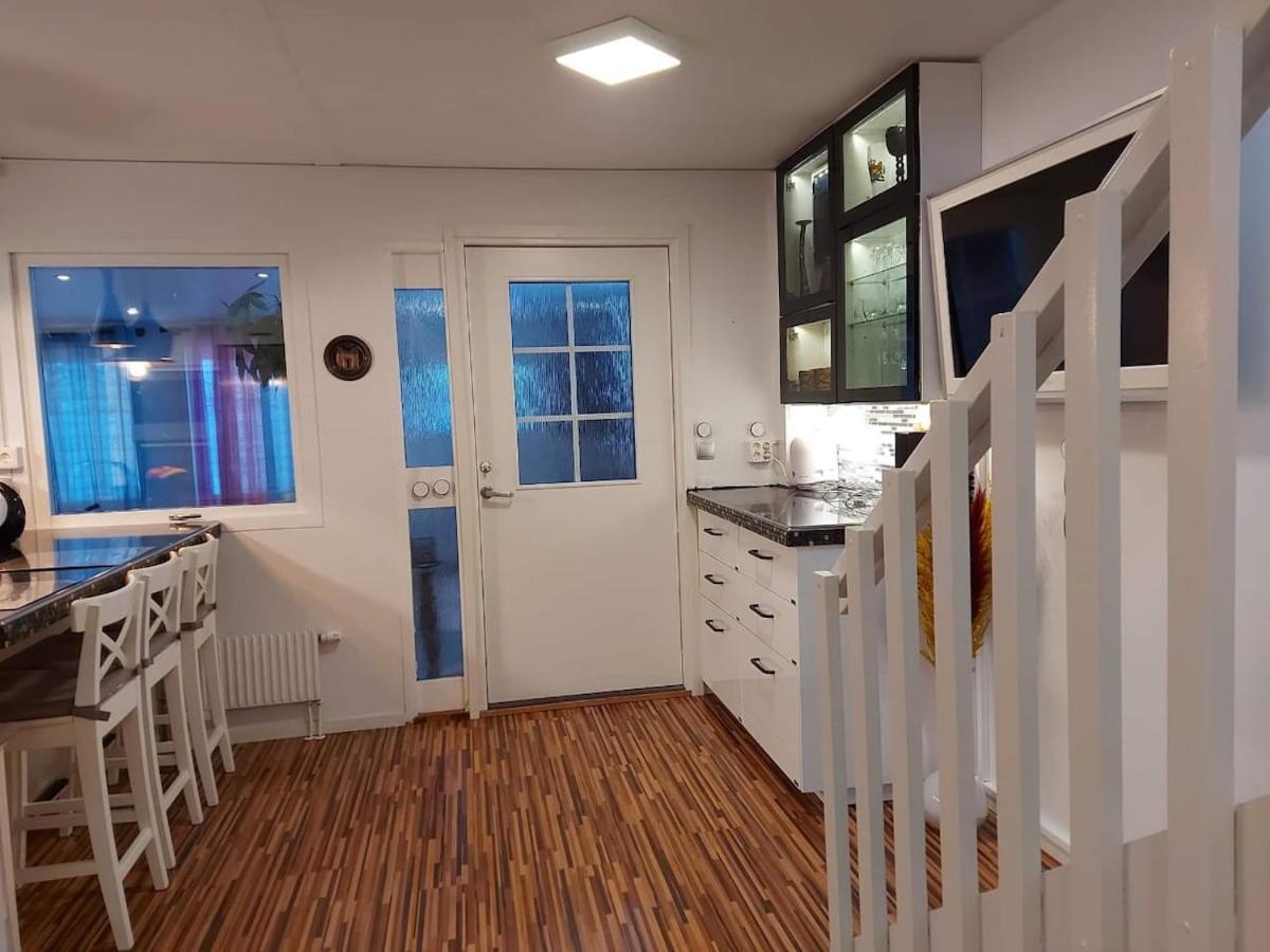 10 Beds For Workers Villa