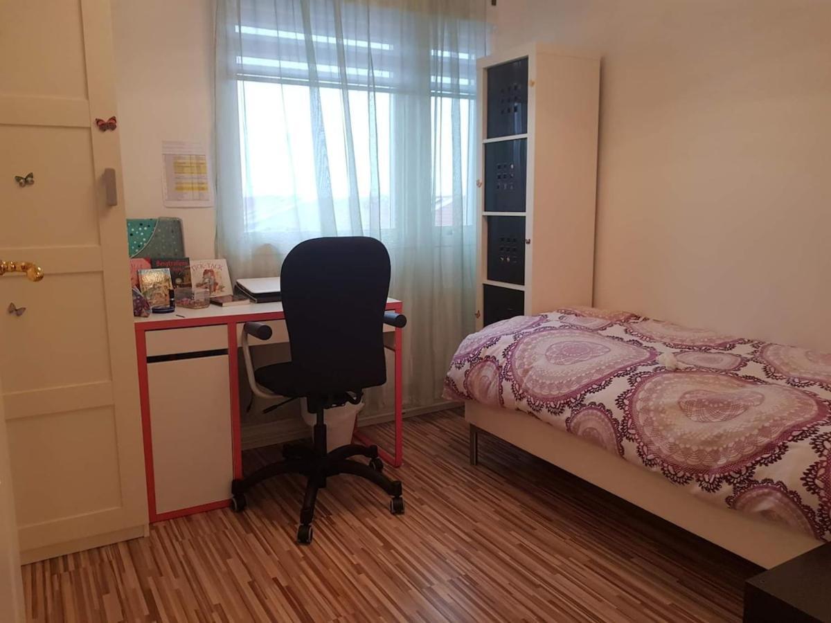 10 Beds For Workers Villa *